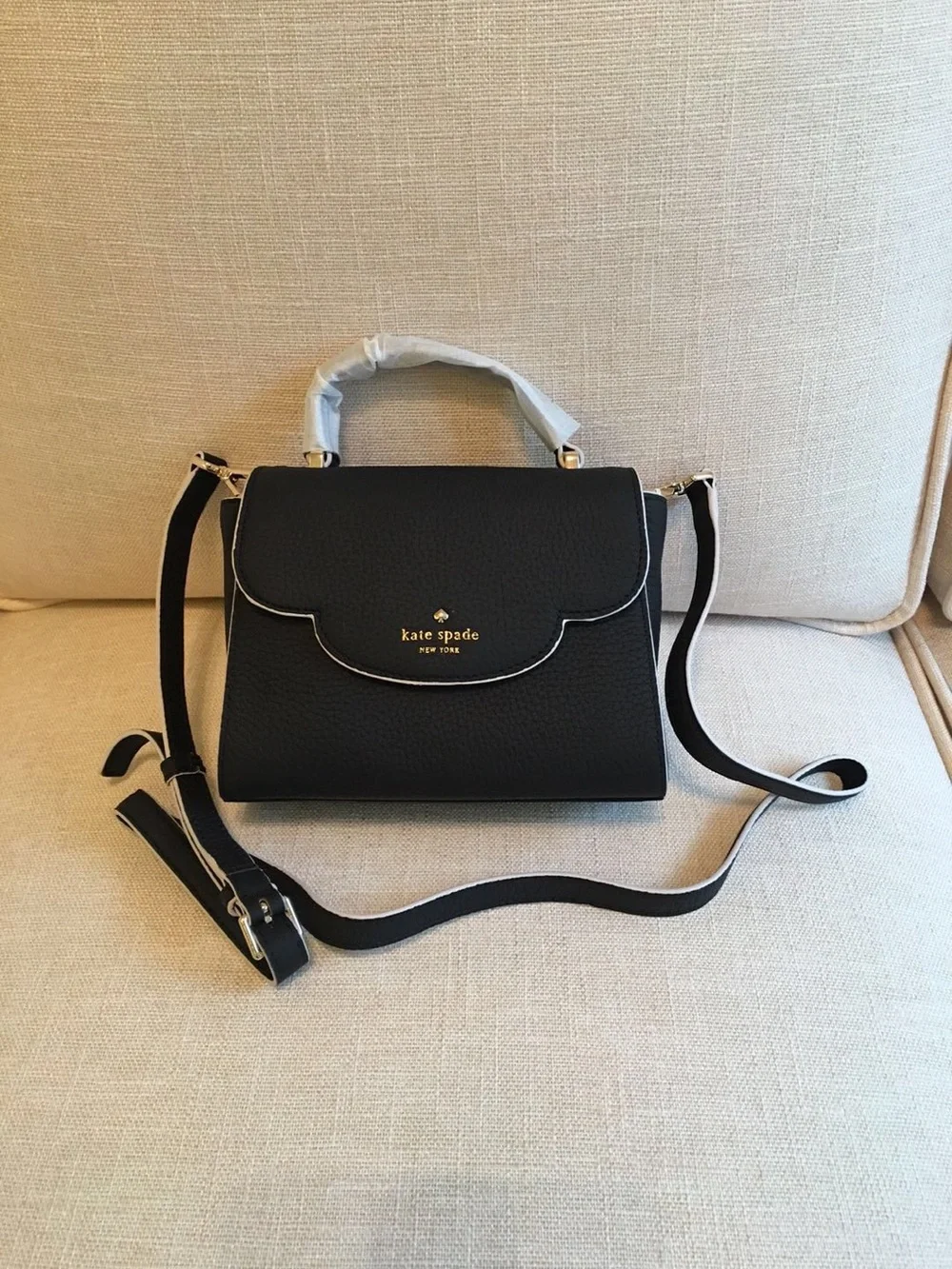kate spade black scallop-edge top-handle satchel